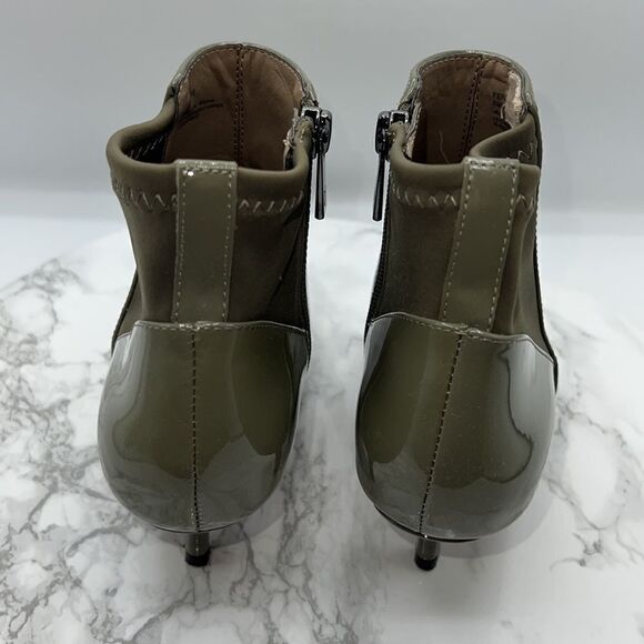 DONALD J PLINER Olive Green Patent Leather Feris Bootie-5M - Picture 4 of 7